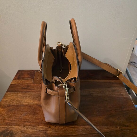 Pre-owned Coach Soft Empire Carryall Bag 28 in Honey - Picture 2 of 6